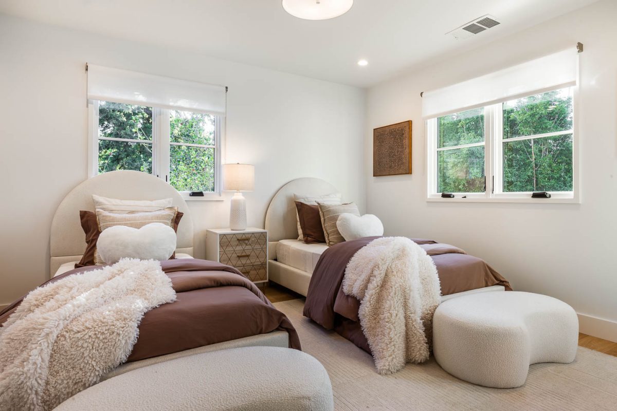 161 Lowell (14 of 22) - MLS