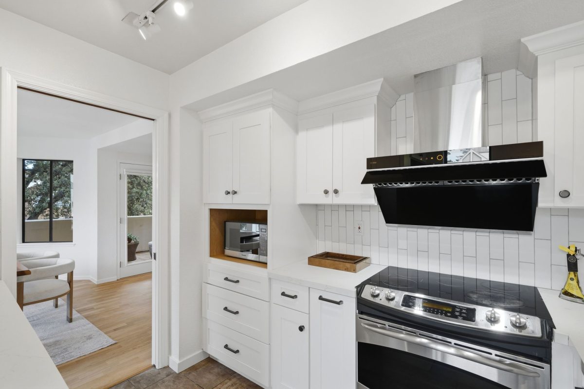 365 Forest Ave-16