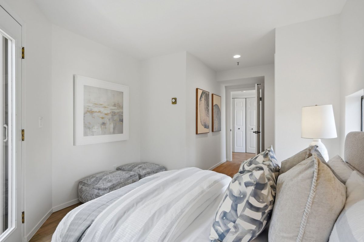 365 Forest Ave-27