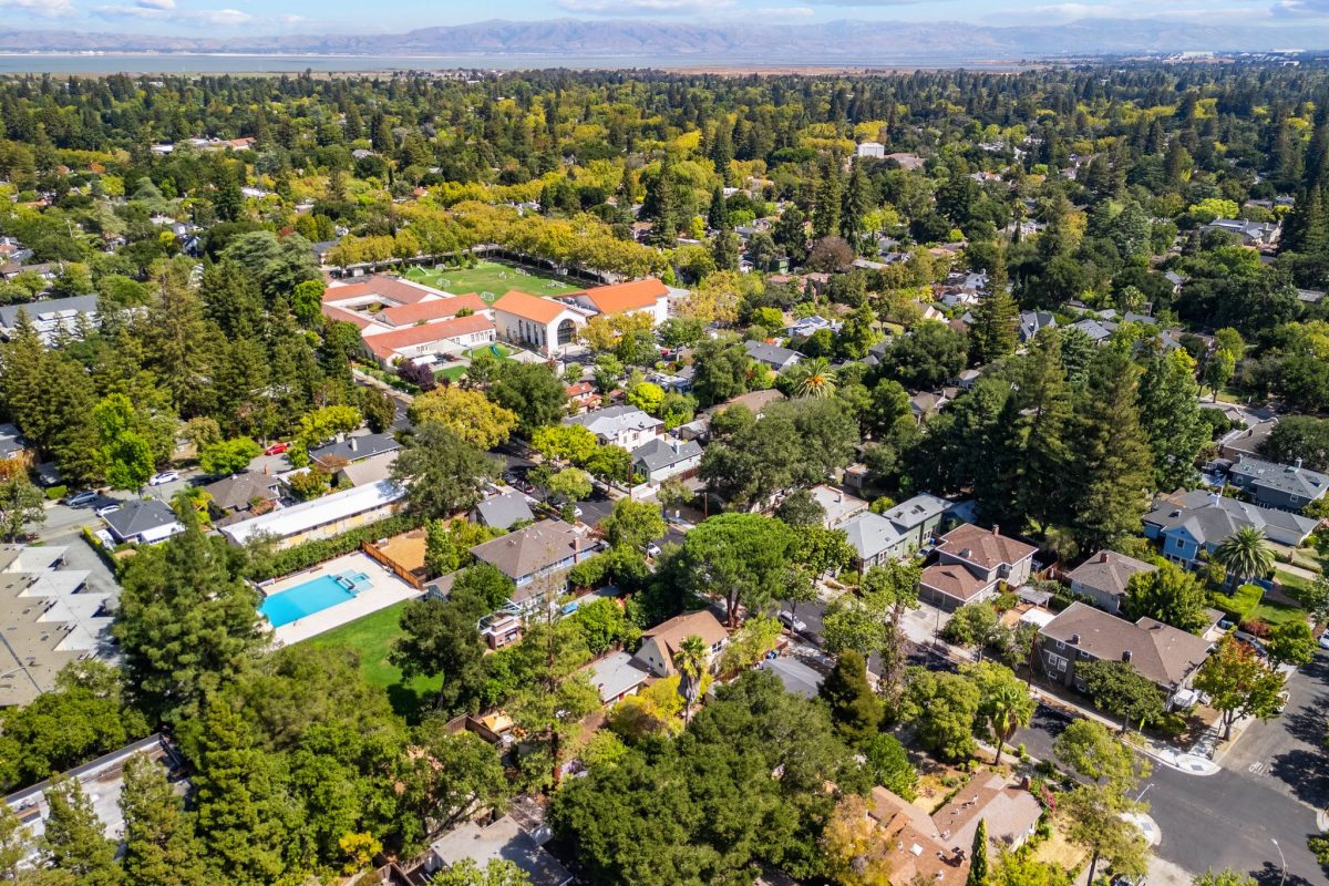560 Addison Ave-Aerial (4)