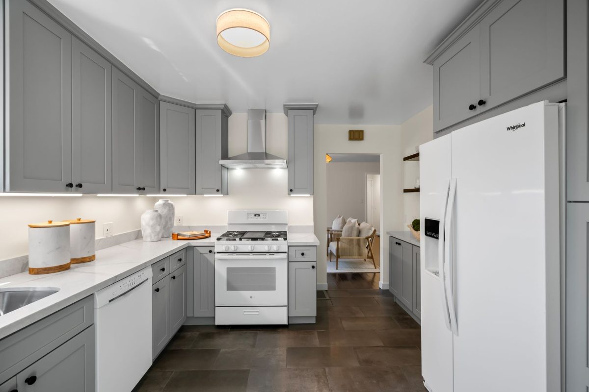 560 Addison Ave-Photo-14
