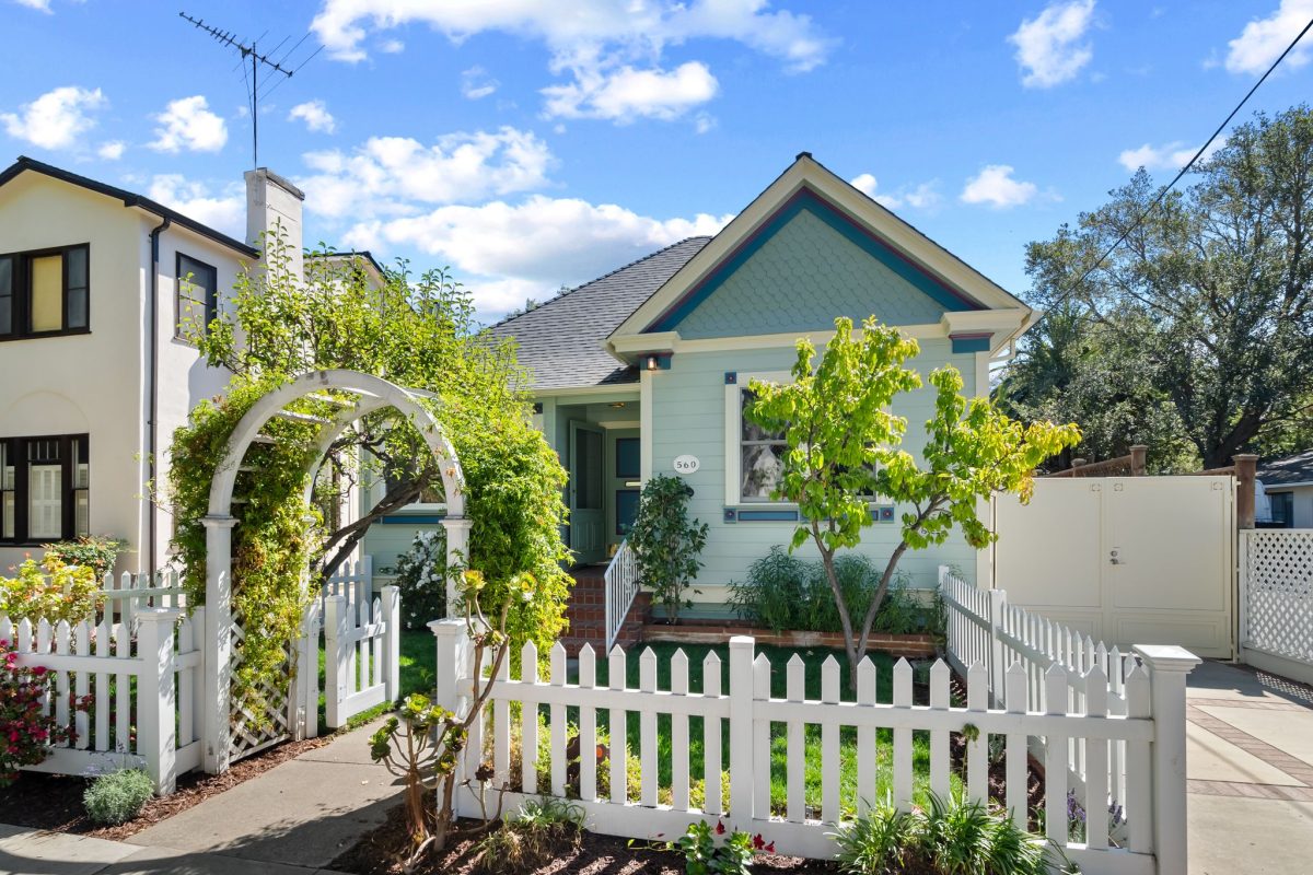 560 Addison Ave-Photo-2