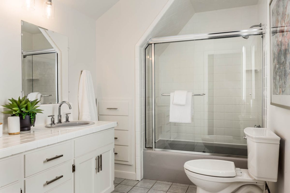 863 Mellville (6 of 19) - MLS